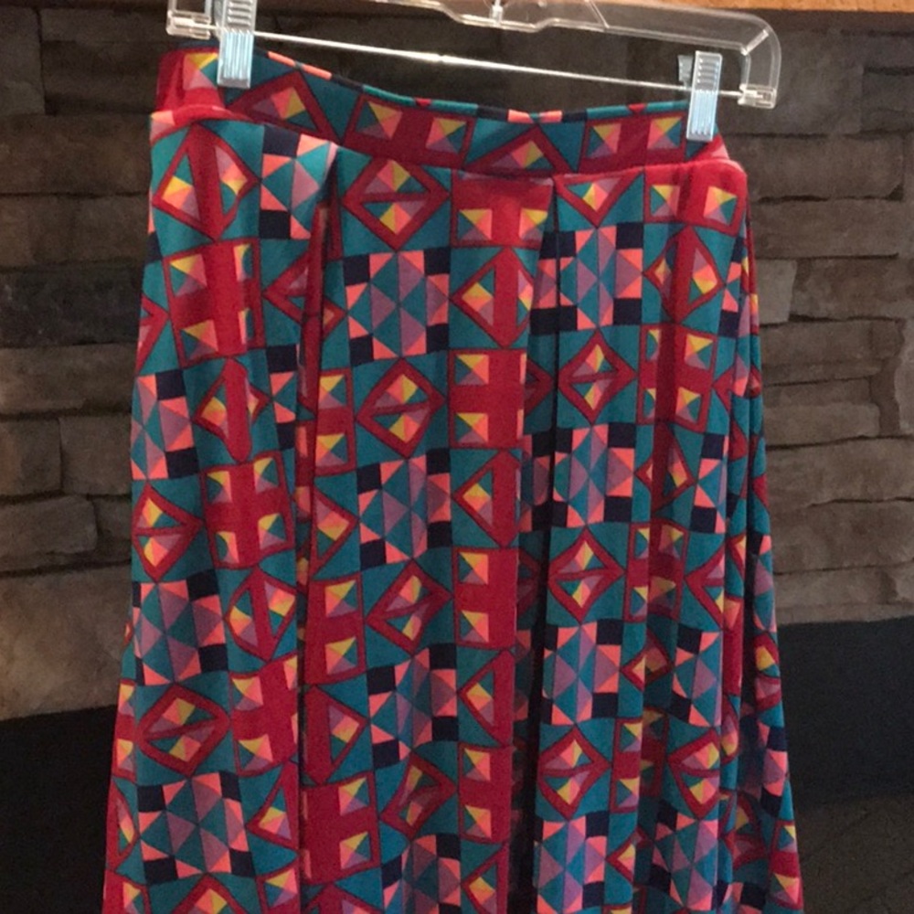 LulaRoe Madison skirt